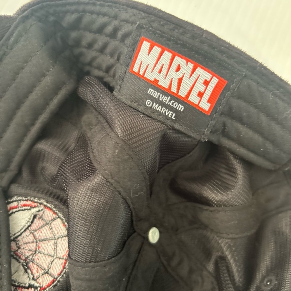 Marvel Black and Red Spider Hero Kids Cap - Picture 4 of 6